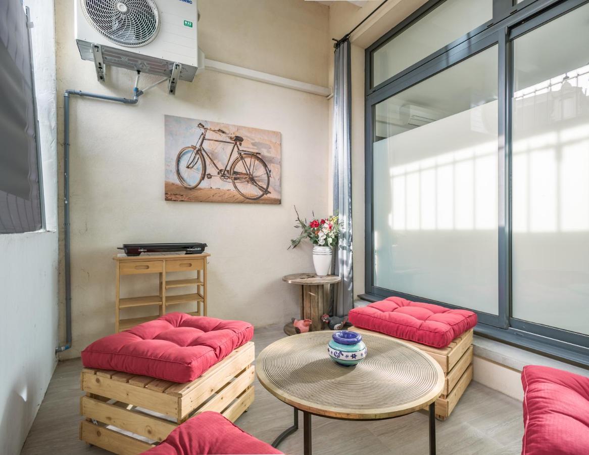 トロワLoft Courtalon - Haut Standing - Patio - Parking Privesアパートメント エクステリア 写真