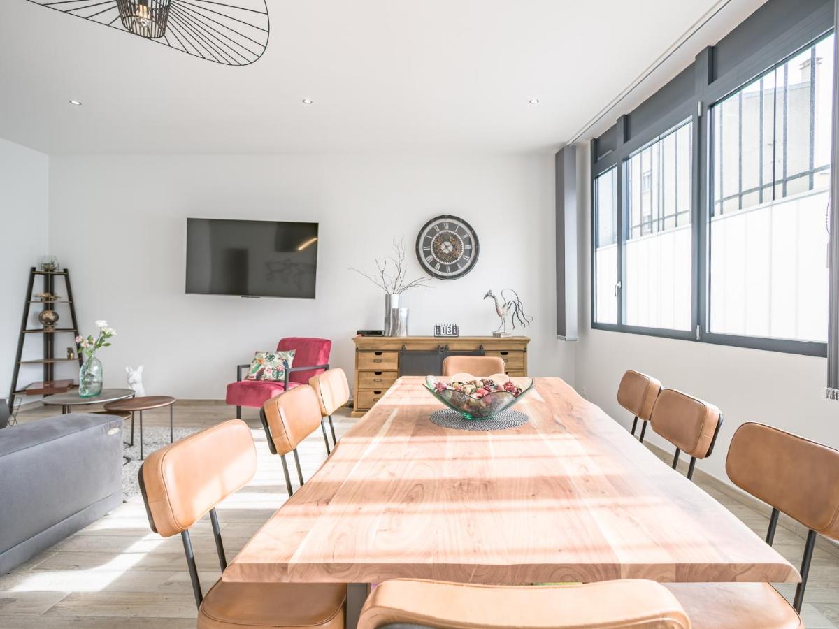 トロワLoft Courtalon - Haut Standing - Patio - Parking Privesアパートメント エクステリア 写真