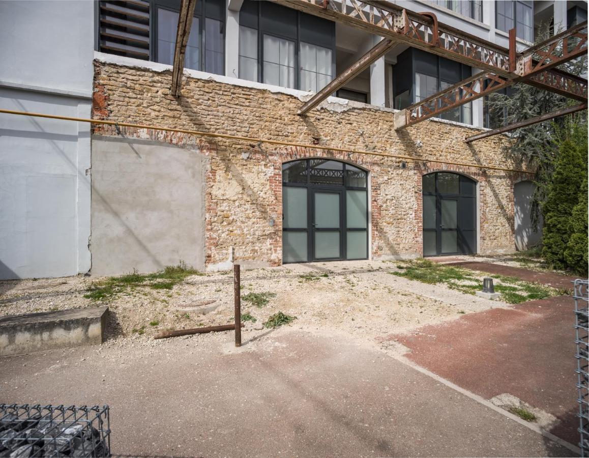 トロワLoft Courtalon - Haut Standing - Patio - Parking Privesアパートメント エクステリア 写真